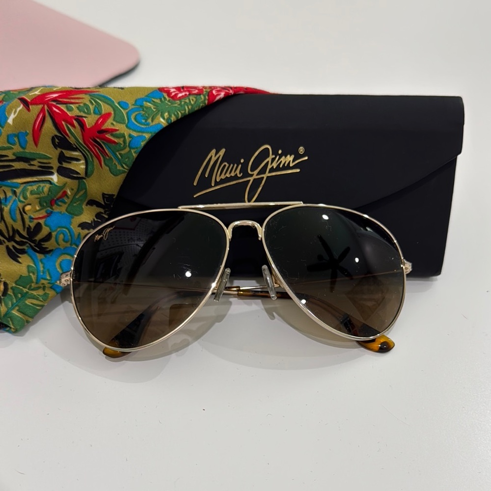 Maui Jim Maverick Sunglasses with Gradient Lenses